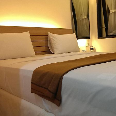 Marciella Hotel Бандунг Экстерьер фото